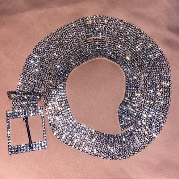 Rhinestone Belt ✨ - Picture 2 of 3